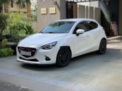 Cần bán gấp Mazda 2 đời 2015, màu trắng, nhập khẩu nguyên chiếc như mới