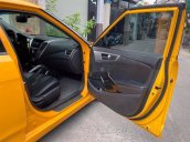 Cần bán lại xe Hyundai Veloster năm sản xuất 2011, màu vàng giá cạnh tranh