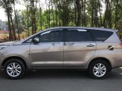 Bán ô tô Toyota Innova năm sản xuất 2016, màu xám