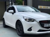 Cần bán gấp Mazda 2 đời 2015, màu trắng, nhập khẩu nguyên chiếc như mới