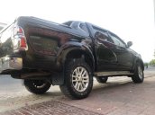 Bán xe Toyota Hilux đời 2012, màu đen, xe nhập chính chủ