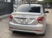 Cần bán xe Hyundai Grand i10 đời 2015, màu bạc, nhập khẩu nguyên chiếc, 309tr