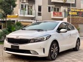 Bán xe Kia Cerato sản xuất năm 2018, màu trắng