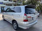 Cần bán lại xe Toyota Innova đời 2016, màu bạc xe gia đình