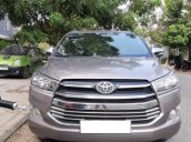 Bán ô tô Toyota Innova sản xuất 2017, màu xám