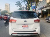 Cần bán gấp Kia Sedona 2017, màu trắng