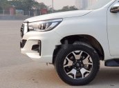 Cần bán lại xe Toyota Hilux 2.8 G Platinum đời 2019, màu trắng, xe nhập chính chủ