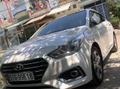 Bán xe Hyundai Accent năm sản xuất 2019, màu trắng chính chủ, giá tốt