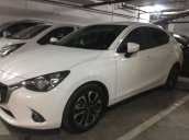 Cần bán gấp Mazda 2 năm 2016, màu trắng như mới, giá chỉ 450 triệu