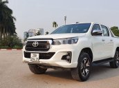 Cần bán lại xe Toyota Hilux 2.8 G Platinum đời 2019, màu trắng, xe nhập chính chủ