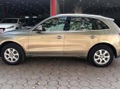 Cần bán lại xe Audi Q5 2.0 AT năm 2011, màu nâu, xe nhập 