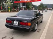 Cần bán lại xe Toyota Crown đời 1993, màu đen, nhập khẩu nguyên chiếc số tự động, 325tr