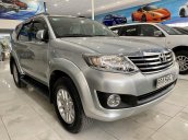 Bán xe Toyota Fortuner đời 2012, màu bạc - giao xe nhanh - liên hệ: 0772233388 - 0966333339