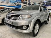 Bán xe Toyota Fortuner đời 2012, màu bạc - giao xe nhanh - liên hệ: 0772233388 - 0966333339