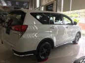 Innova Venturer bản cao cấp tiện nghi cho gia đình, khuyến mãi ngập tràn trong tháng 5/2020