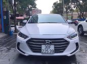 Cần bán gấp Hyundai Elantra năm sản xuất 2017, màu trắng