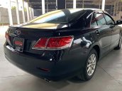 Bán ô tô Toyota Camry 2.4G 2011, màu đen số tự động, 650tr