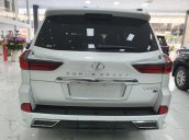 Bán LX 570 nhập Mỹ, màu trắng sx 2018, chạy 8.000km