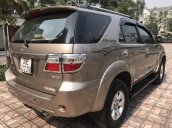 Bán xe Toyota Fortuner năm sản xuất 2011 2 cầu, nhập khẩu nguyên chiếc