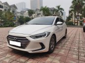 Cần bán gấp Hyundai Elantra năm 2016, màu trắng xe gia đình giá 475 triệu đồng