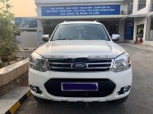 Cần bán Ford Everest Limited năm 2015, màu trắng