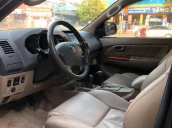 Bán Toyota Fortuner V 2011, màu đen số tự động, giá 476tr