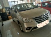 Xe Toyota Innova MT 2014 xe gia đình