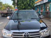 Bán Toyota Fortuner V 2011, màu đen số tự động, giá 476tr