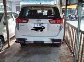 Cần bán lại xe Toyota Innova đời 2018, màu trắng