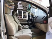 Bán Toyota Fortuner G đời 2011, màu bạc còn mới