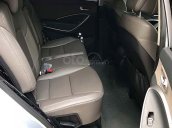 Cần bán Hyundai Santa Fe sản xuất năm 2016, màu bạc như mới, giá 975tr