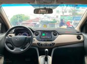 Cần bán gấp Hyundai Grand i10 1.0AT 2017, màu nâu