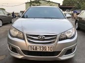 Cần bán gấp Hyundai Avante MT 1.6 sản xuất năm 2014, màu bạc