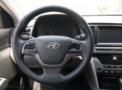 Cần bán gấp Hyundai Elantra sản xuất 2016 giá cạnh tranh