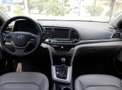 Cần bán gấp Hyundai Elantra sản xuất 2016 giá cạnh tranh