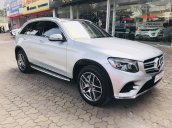 Trúc Anh Auto cần bán gấp Mercedes GLC 300 sản xuất năm 2017, màu bạc