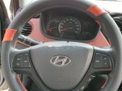 Bán Hyundai Grand i10 đời 2015, màu bạc, nhập khẩu  