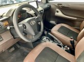 Bán Toyota IQ Scion năm 2009, màu nâu socola, nhập khẩu, cực hiếm