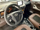 Bán Toyota IQ Scion năm 2009, màu nâu socola, nhập khẩu, cực hiếm