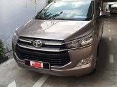 Bán ô tô Toyota Innova 2.0E sản xuất 2017, màu nâu, giá 660tr