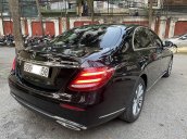 Bán xe Mercedes E200 cũ đăng ký 2019 màu đen, chạy 21.112 km, giá cực rẻ 1 tỷ 839 triệu