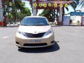 Toyota Sienna xe nhà ít sử dụng, 1 đời chủ, còn mới tinh, toàn bộ zin theo xe. Bán rẻ lại chỉ 1 tỷ 299tr - Xem xe thích ngay