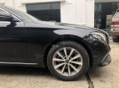 Bán Mercedes E200 năm sản xuất 2019, màu đen, xe như mới