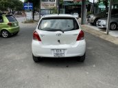 Bán Toyota Yaris 1.3  AT 2009, màu trắng, nhập khẩu Nhật Bản 