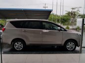 Cần bán gấp Toyota Innova 2.0G đời 2016