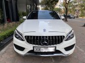 Cần bán lại xe Mercedes C300 AMG đời 2016, màu trắng