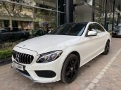 Cần bán lại xe Mercedes C300 AMG đời 2016, màu trắng