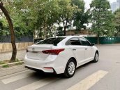 Cần bán xe Hyundai Accent năm sản xuất 2019, màu trắng