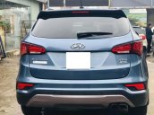 Cần bán gấp Hyundai Santa Fe đời 2017, màu xanh lam