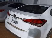 Cần bán gấp Kia Cerato đời 2017, màu trắng, 445 triệu